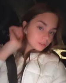 Emma L. — Miami, FL